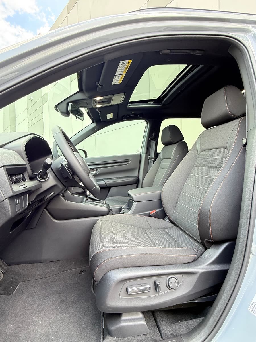 Honda CR-V Sport Hybrid — photo 8 of 9
