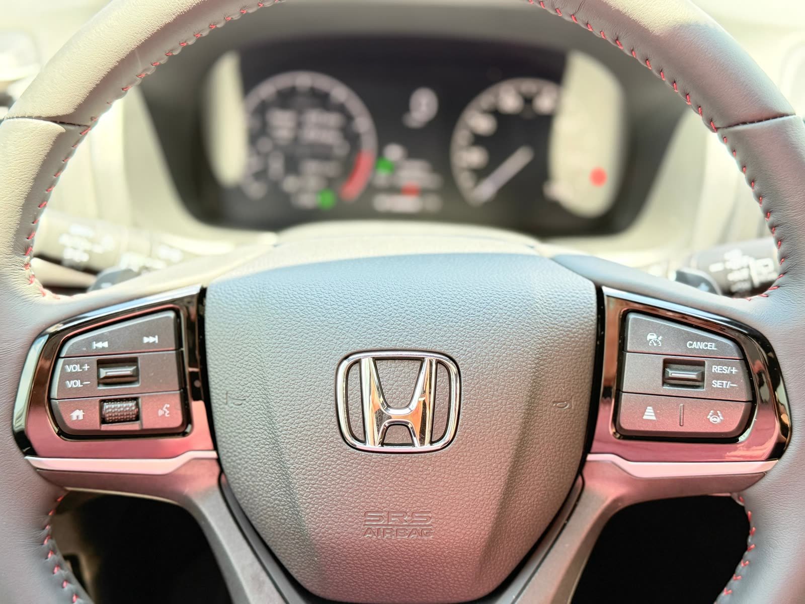Honda Odyssey Sport Black — photo 6 of 10