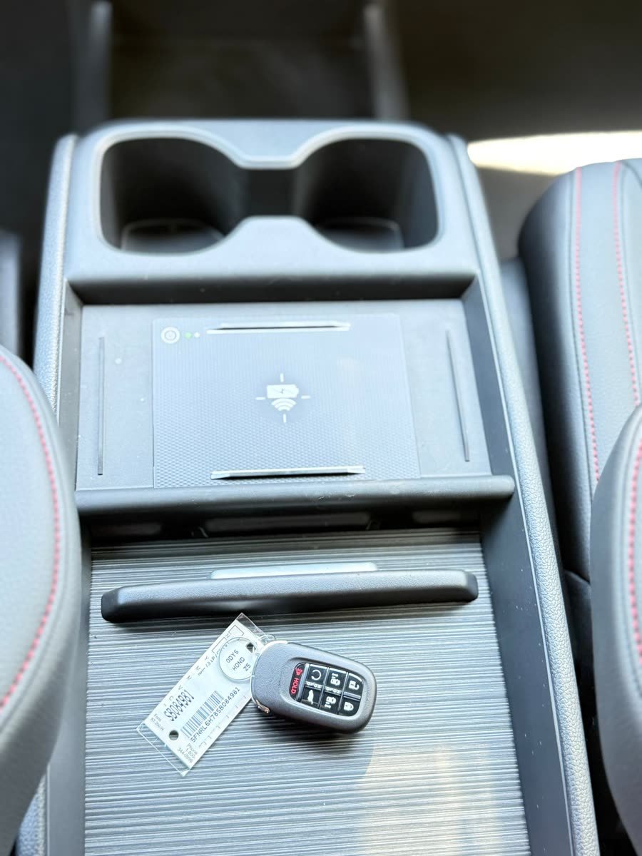 Honda Odyssey Sport Black — photo 7 of 10