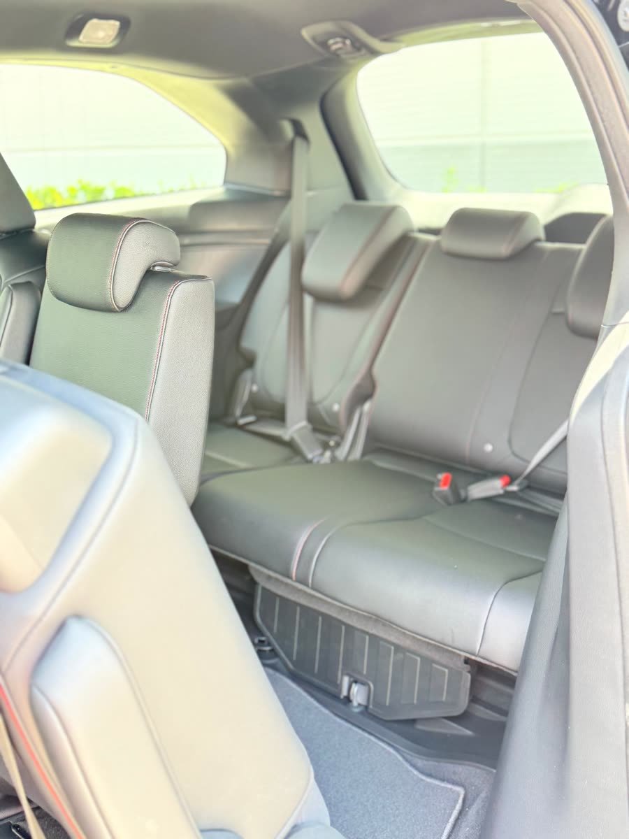Honda Odyssey Sport Black — photo 8 of 10