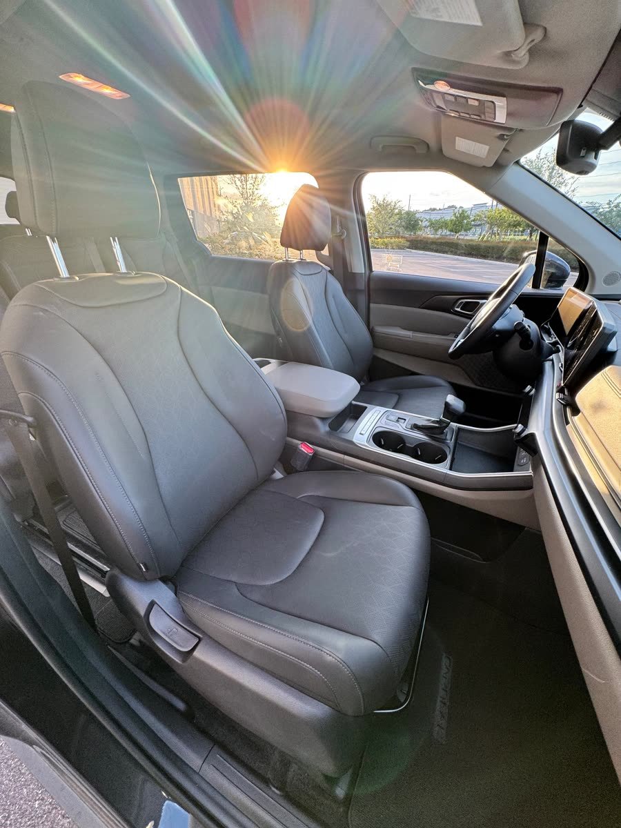 Kia Carnival New Look — photo 4 of 10