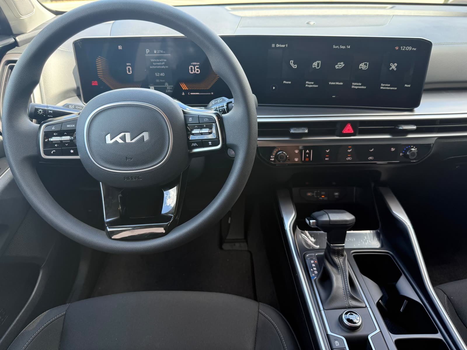 Kia Sorento LX White — photo 2 of 12