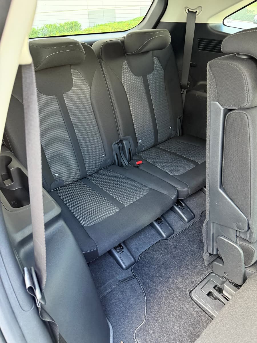 Kia Sorento LX Gray — photo 5 of 11