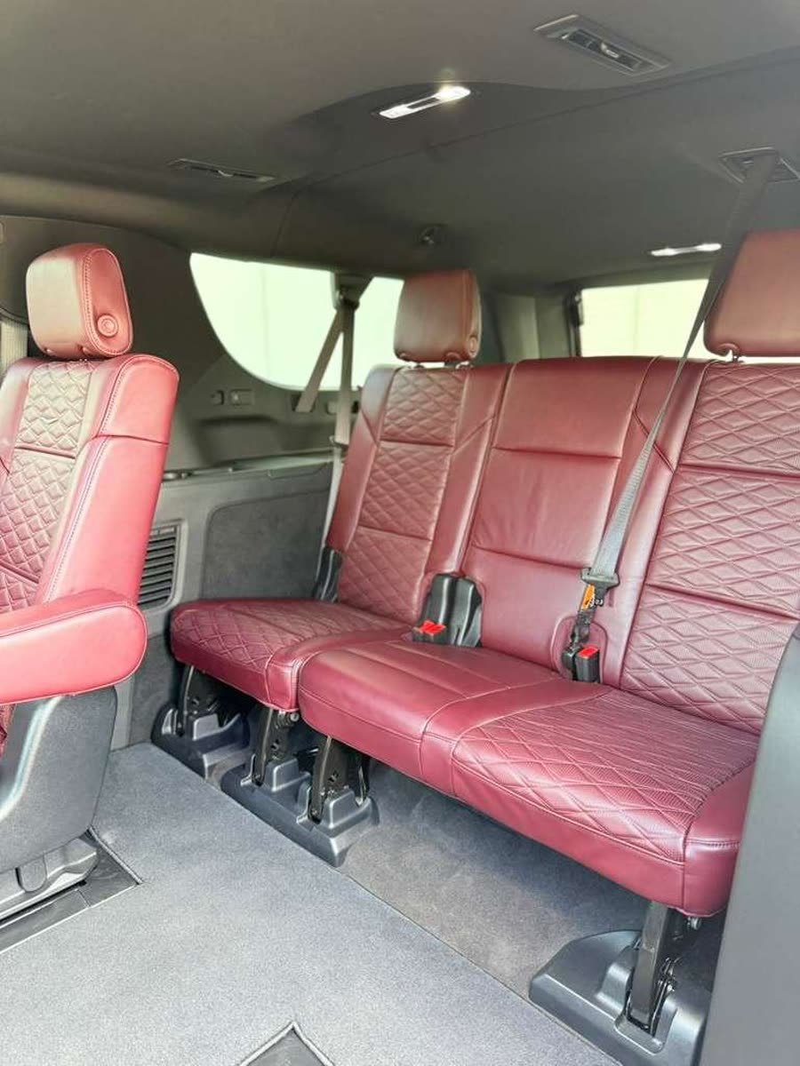 Cadillac Escalade ESV 2025 · red interior — photo 3 of 11
