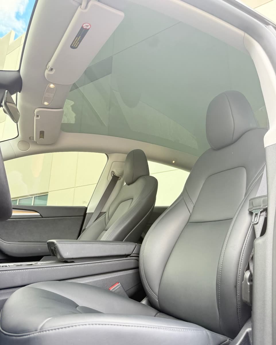 Tesla Model Y Long Range — photo 5 of 10