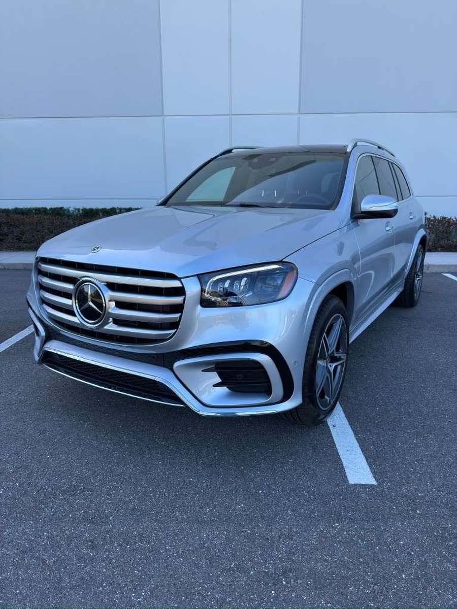 Mercedes-Benz GLS 450 — photo 1 of 16