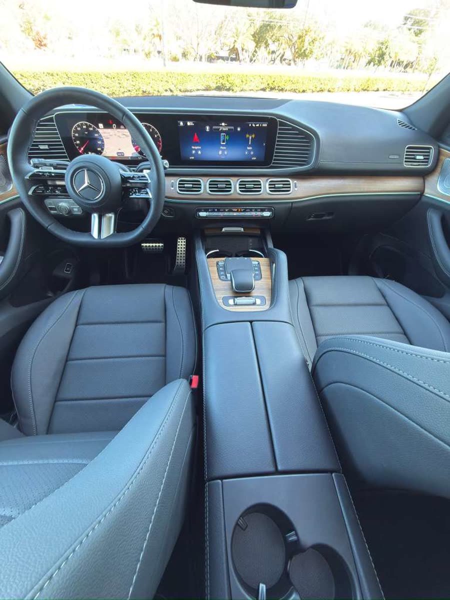 Mercedes-Benz GLS 450 — photo 4 of 16