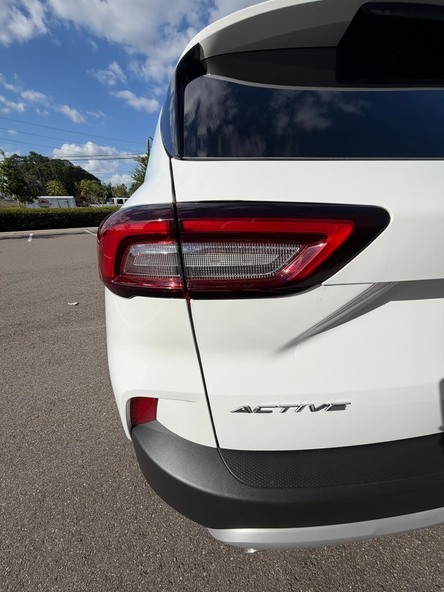 Ford Escape — photo 6 of 7