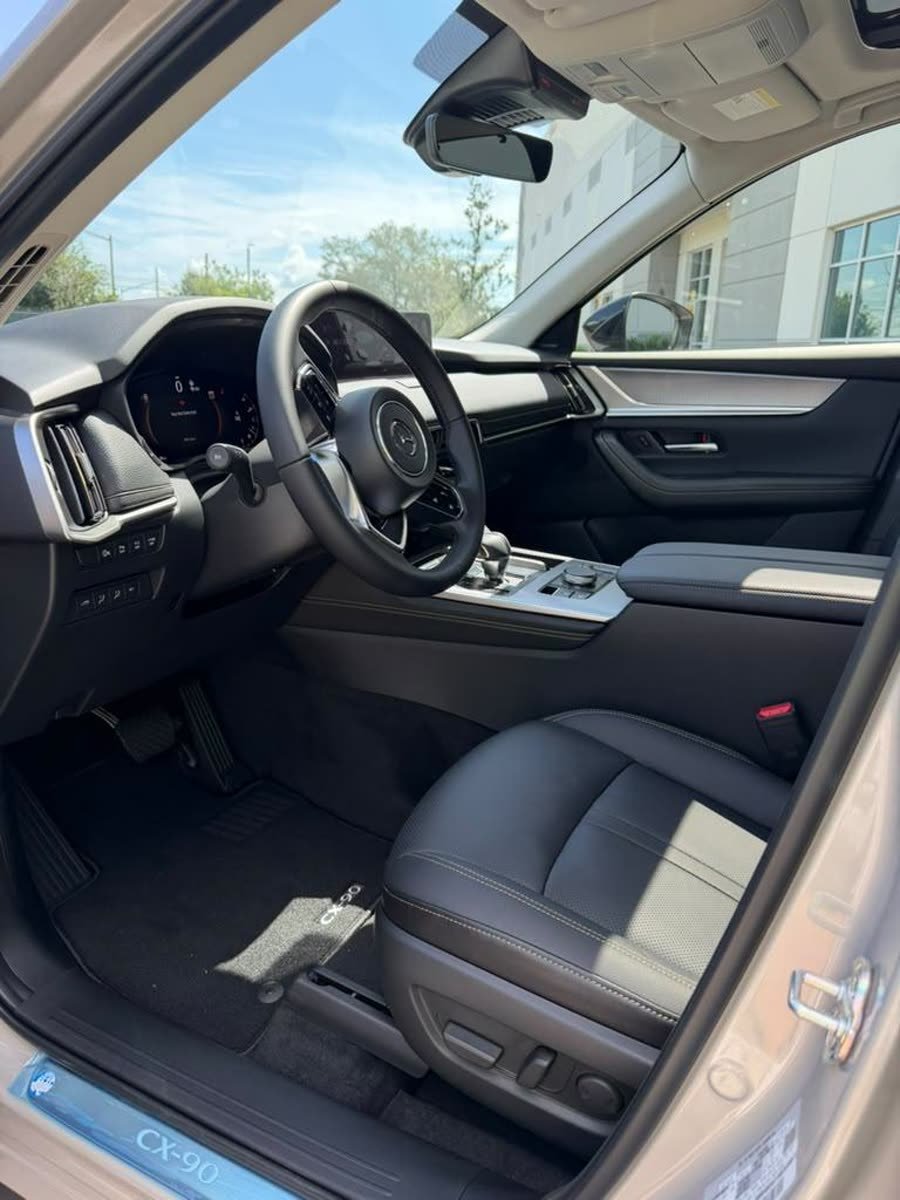 Mazda CX-90 Hybrid — photo 8 of 14