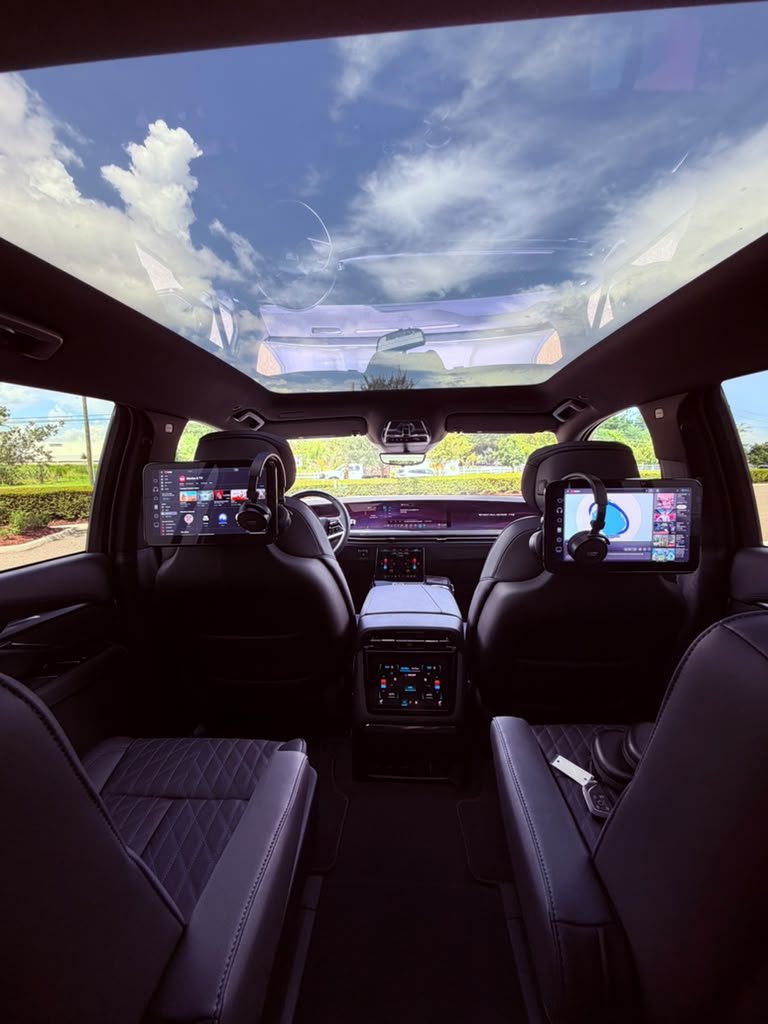 Cadillac Escalade IQ 2026/2027 — photo 5 of 11