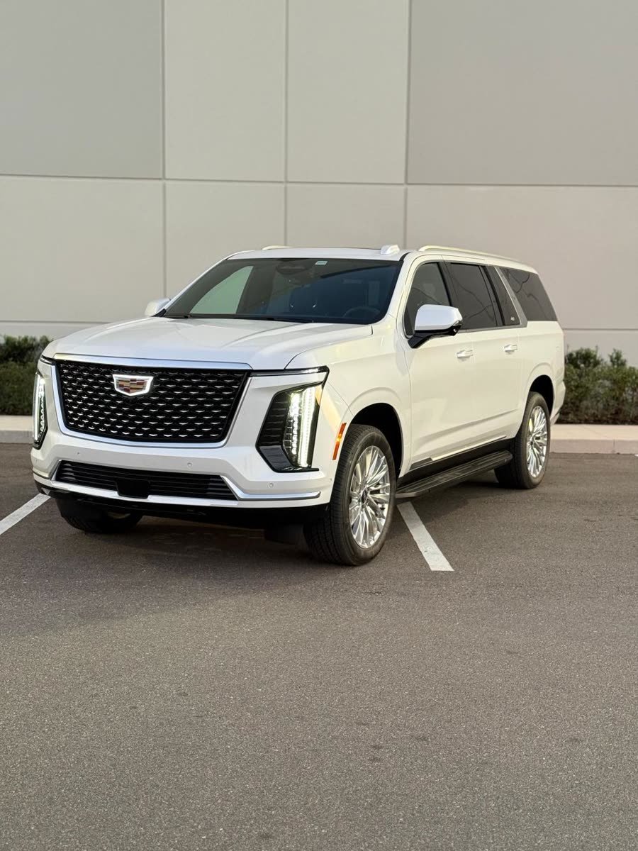 Cadillac Escalade ESV 2025 White — photo 1 of 14