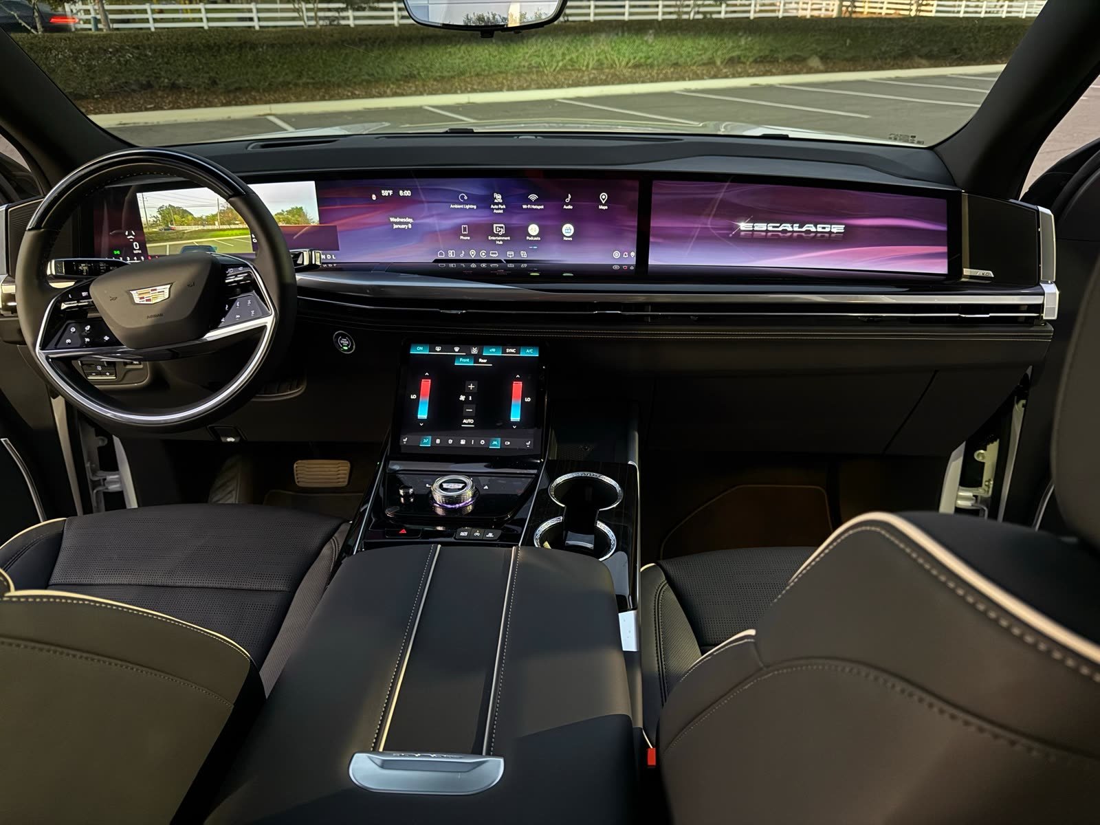 Cadillac Escalade ESV 2025 White — photo 4 of 14