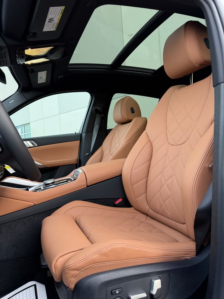 BMW X6 M Sport — photo 7 of 10