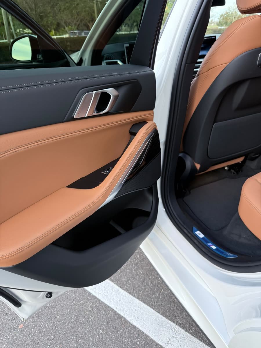 BMW X6 M Sport — photo 8 of 10